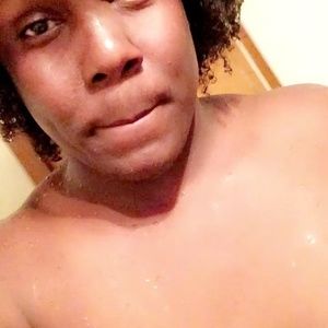 Meet your Posher, Lamont